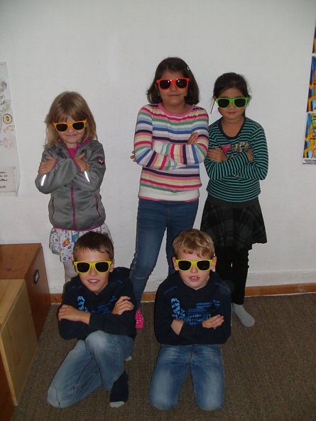Kinder mit Brillen (Foto: Tuschy)