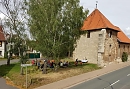 Erste Pilger treffen auf der Kirchwiese ein (Dr. Chr. Maletz)