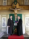 Ruhestandsurkunde f&uuml;r Pfarrer Thomas Ahlhelm (R. Englert)