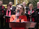 Kantorin Margarita Yeromina mit Chor (R. Englert)