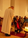 Nun wird der Weihrauch entzündet (Foto: R. Englert)