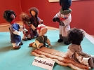 Fr. Schulz aus Niederdorla hat einen wunderbaren Tisch vorbereitet (Foto: R. Englert)