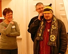 Herr Martens ist beim Anspiel mit von der Partie (Foto: R. Englert)