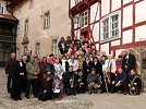 Eine fröhliche Gruppe nach dem Gottesdienst (Foto: R. Englert)