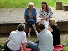 An der frischen Luft geht es weiter (Foto: R. Englert)