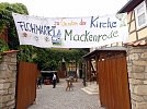 Flohmarkt beim Nachbarn (Foto: R. Englert)