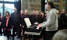 Karíbu in der Frauenbergkirche - die Männer (Foto: Karibu)