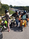 Alle da, ja, die Pannenhilfe war der letzte Wagen (Foto: R. Englert)