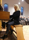 Margaria Yeromina wählt spontan das Ave Maria - sie singt und begleitet sich selbst (Foto: R. Englert)