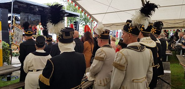 Gottesdienst im Habit (Foto: Regina Englert)