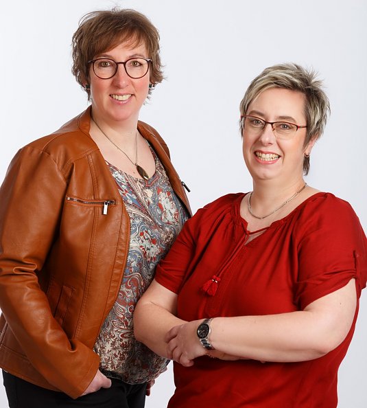 Diana Stolze und Sandra Hesse (Foto: Fotostudio)