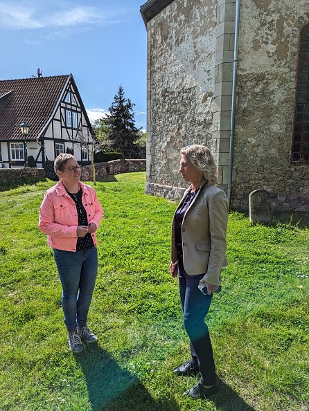 Franca Wenderoth und die Ministerin  (Foto: Henry Pasenow )