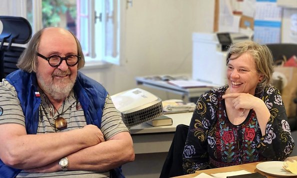 Vorbereitungstreffen mit dem Künstler Ludger Hinse und Pastorin Sabine Wegner in Nordhausen (Foto: Regina Englert)