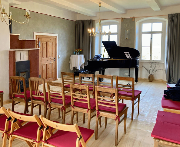 Musiksalon im Kloster (Foto: Norbert Patzelt)