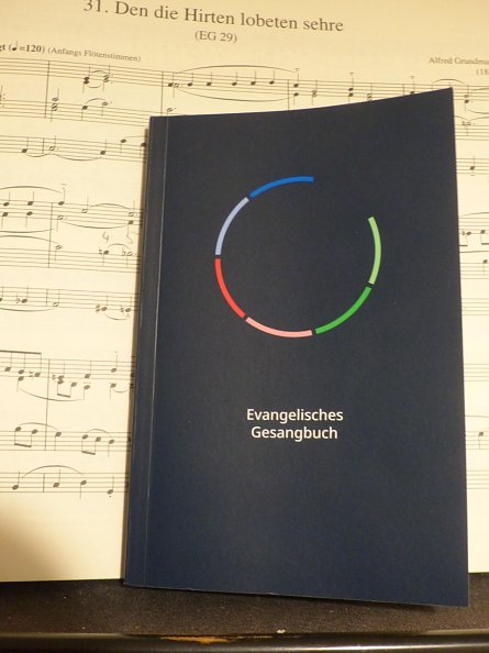 Gesangbuch, Erprobungsheft (Foto: Norbert Patzelt)